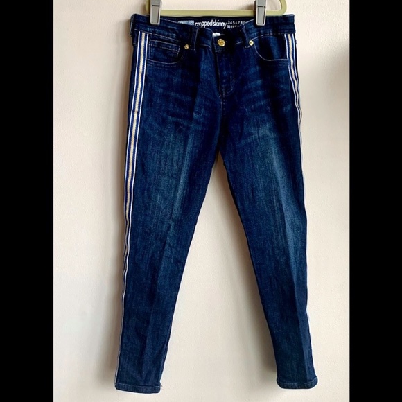 ⭐️ 3/$45 GYMBOREE Cropped Skinny Jeans with Side Stripe SIZE 12 - Picture 1 of 6